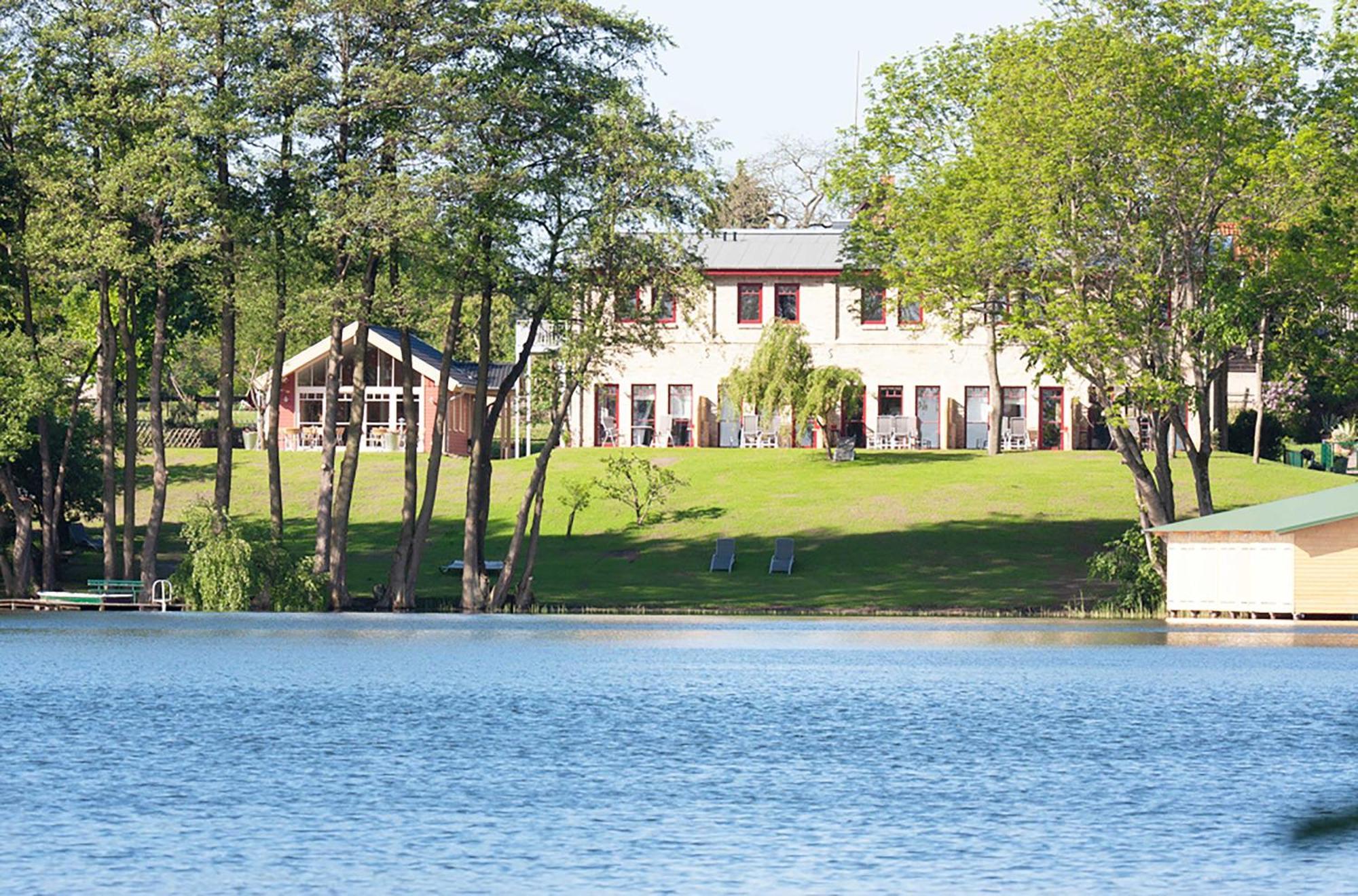 Kastanienhof Am Loppiner See جابيل المظهر الخارجي الصورة